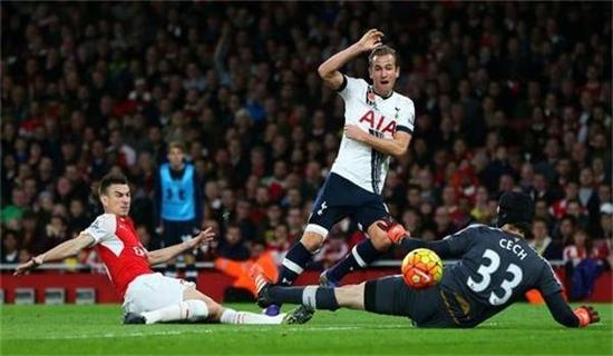 作为走进田 作为走进田